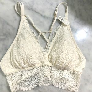 White Aerie Lace Bralette NWT size L
